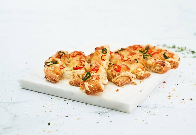 Cheesy bread: Cheese & Jalapeño