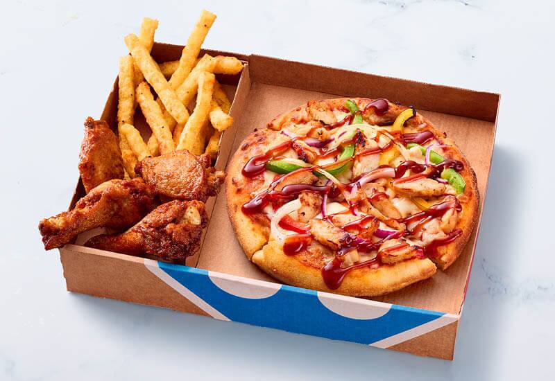Mini Pizza BBQ Chicken + 2 accompagnements